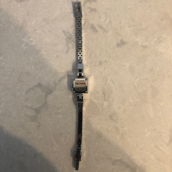 Authentic Gucci watch. Swiss made. - Picture 1 of 4